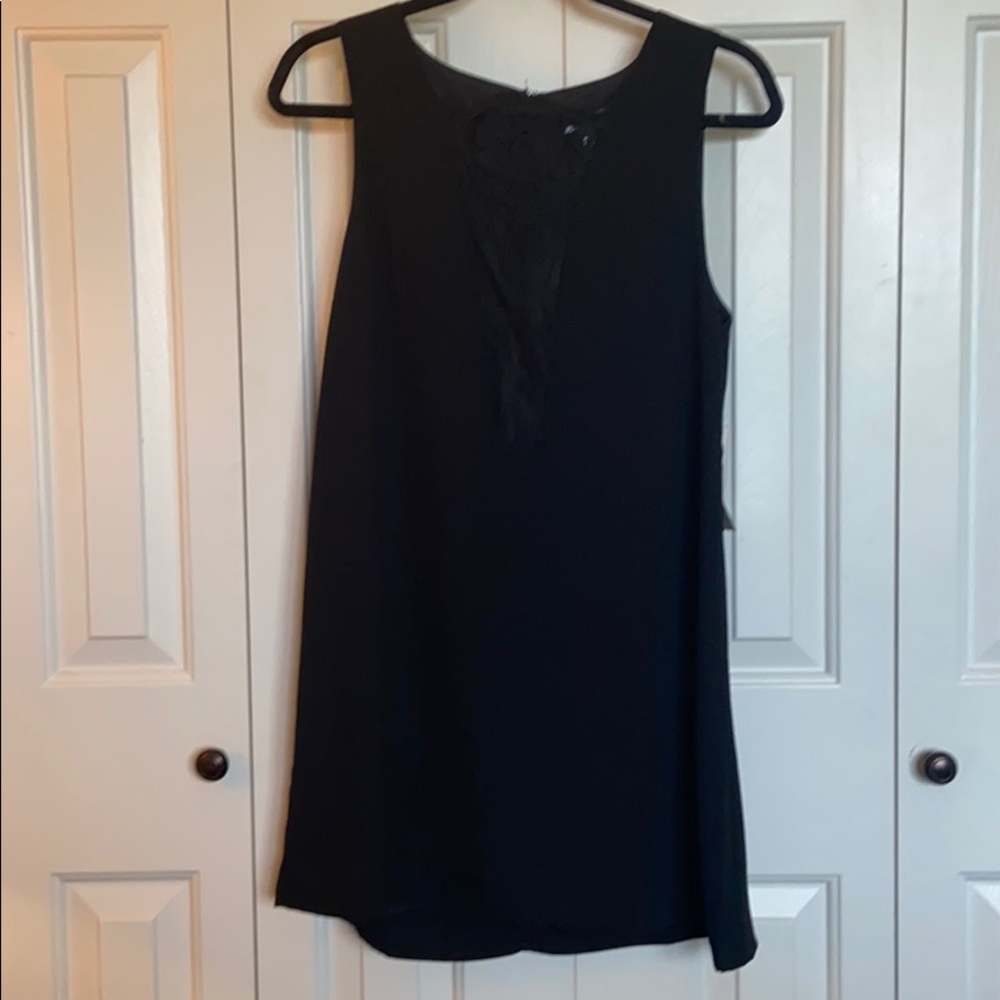 🤩SALE🤩 Tobi Black Lace V-Neck Dress